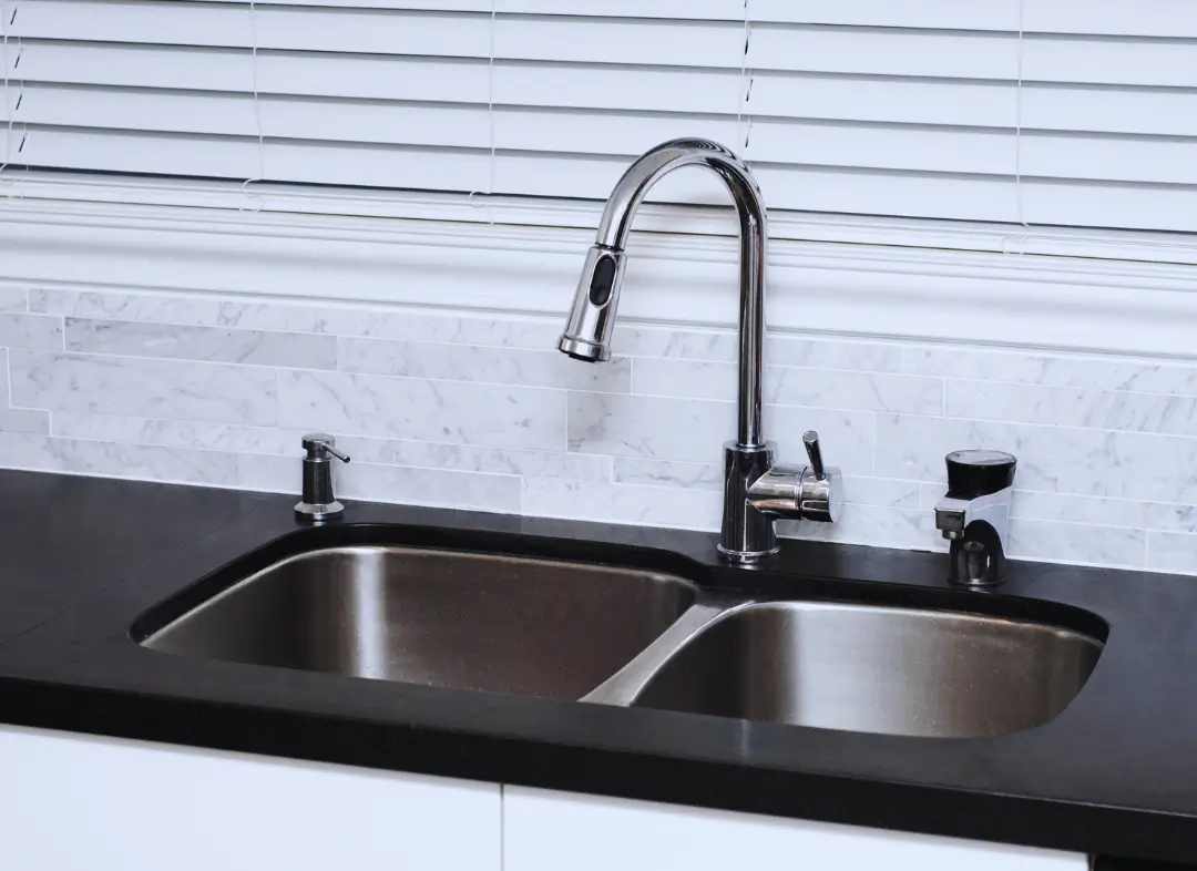 Changement Mitigeur d'évier Biot